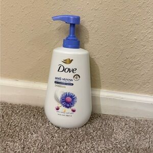 Dove Anti-Stress Body Wash with Chamomile